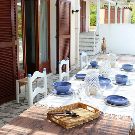 Maison Vue Mer Et Montagne * Lumio (Corsica)